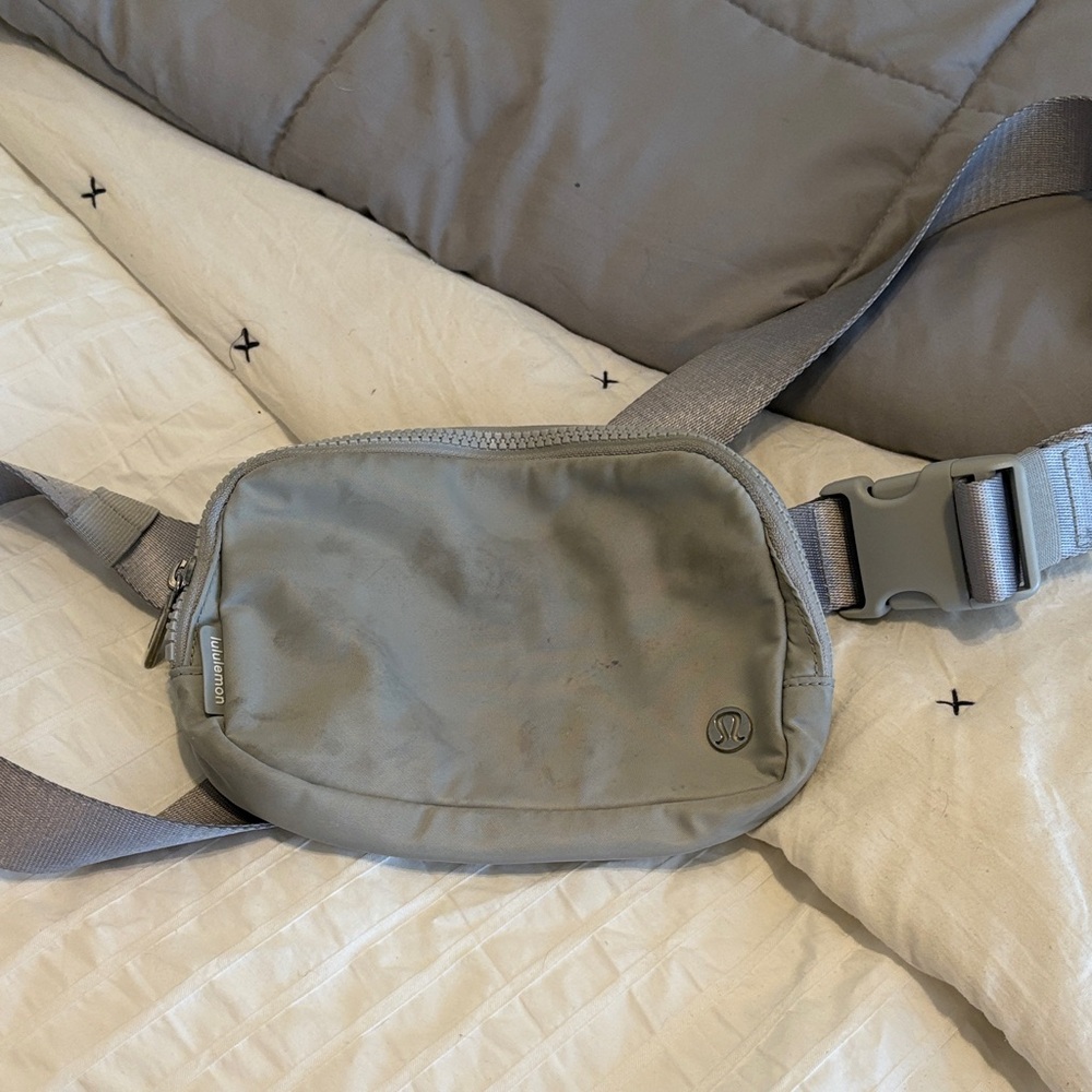 Lulu Gray Crossbody Bag